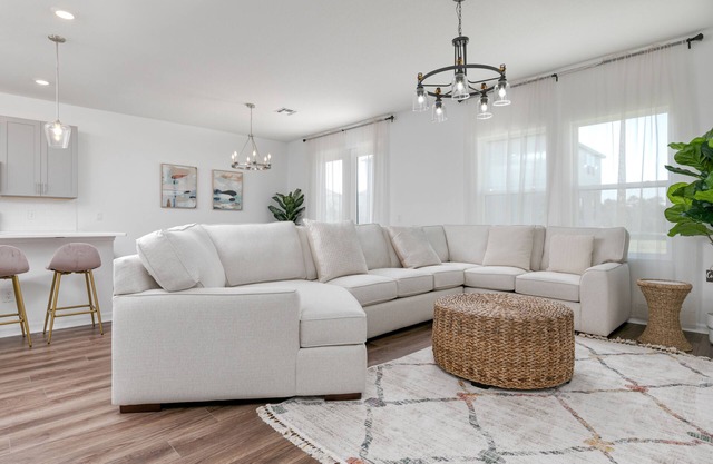 Lancashire Luxe Cozy 6BR/4BA Home near Disney