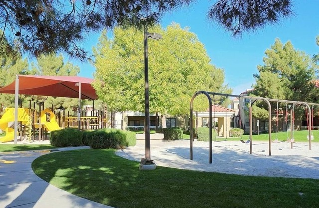 Landing at San Melia - 1 Bedroom in Ahwatukee Foothills Village