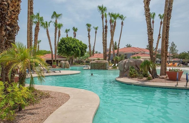 Landing at San Melia - 2 Bedrooms in Ahwatukee Foothills Village