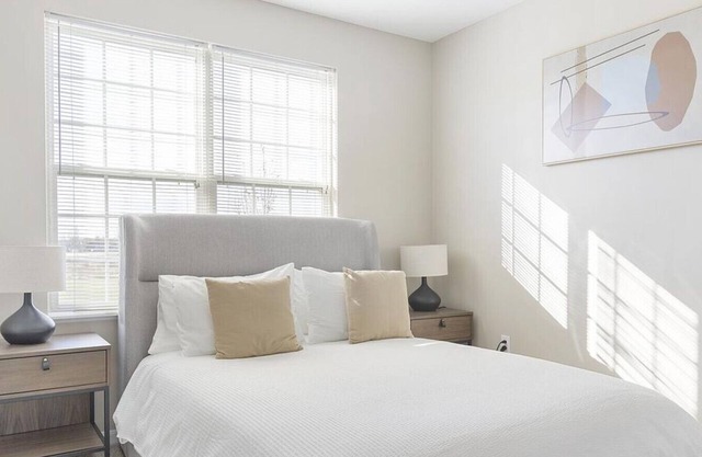 Landing at The Green - 2 Bedrooms in South Columbus