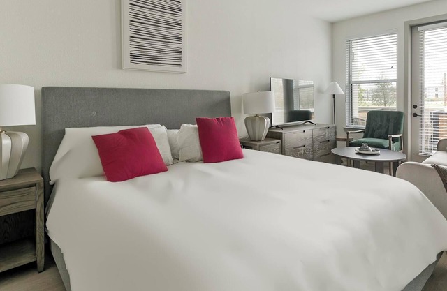 Landing | Chic Studio, Gym, Clubhouse