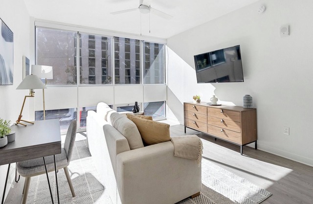 Landing | Incredible Studio, Yoga Studio, Gym