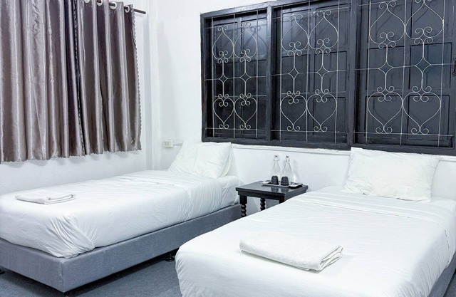 Lao Home