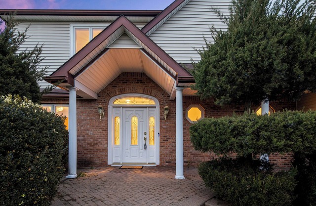 Large 5-bedroom home on 3 acres