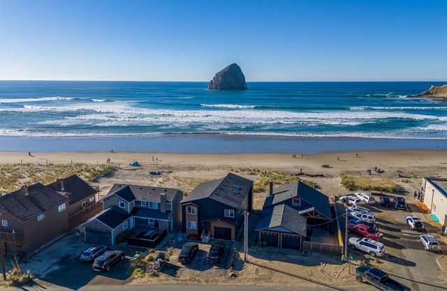 Large Beachfront Home, Steps to Sand, Amazing Views from the Deck or Inside!