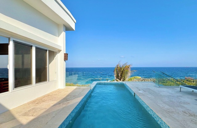 Larimar @ Lighthouse, West Bay