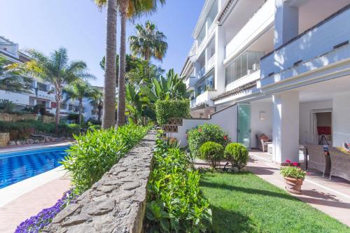 Las Canas beach, ground floor first line beach, Marbella golden mile