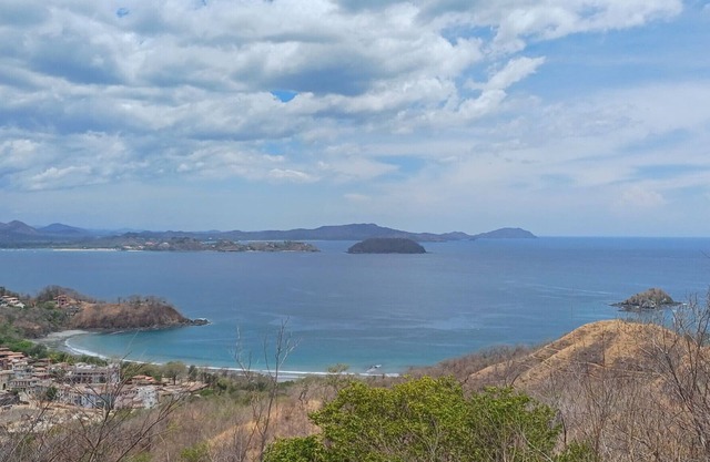 Las Catalinas - Studio Cazenovia centrally located, short walk to beach