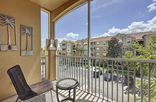 Last Minute Disney Getaway! Themed Bedrooms & Private Balcony. Book Now! #4756