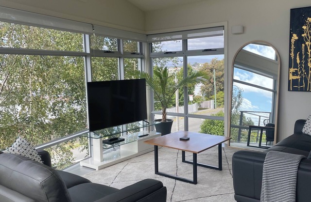 Launceston View Townhouse #1