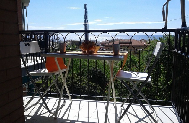 Lauretta apartment in elegant complex