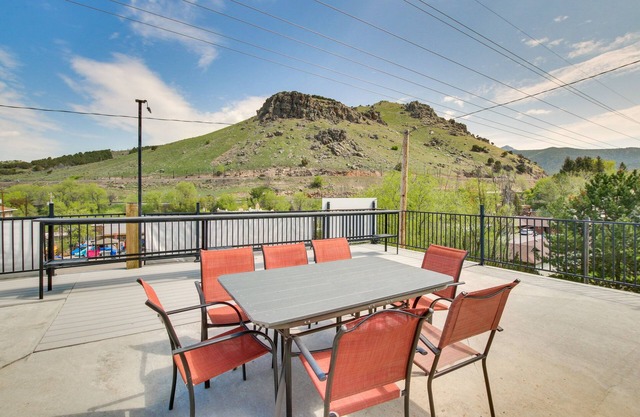 Lava Hot Springs Studio w/Deck: Walk to Hot Pools