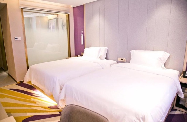 Lavande Hotels·Shenzhen North Railway Station Longhua Yicheng Center