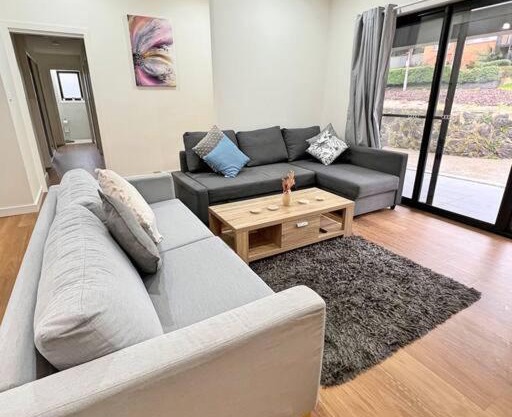 Lavish in Lyons - 3bd 2bth Spacious & Modern Home