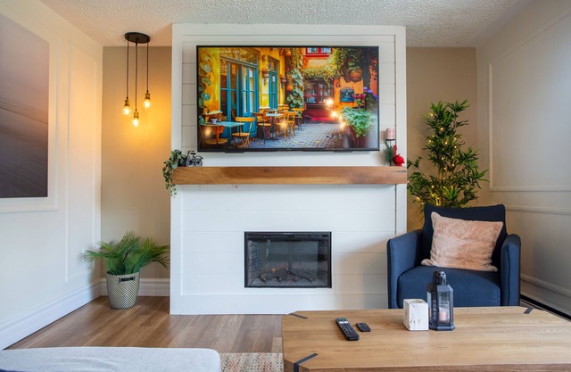 Lavish Retreat: Serene Getaway in Lower Sackville
