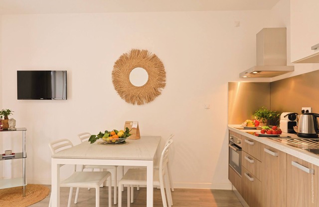 Le 116 | T2 40m², Wi-Fi, Air Conditioning, Beach 300 metres away
