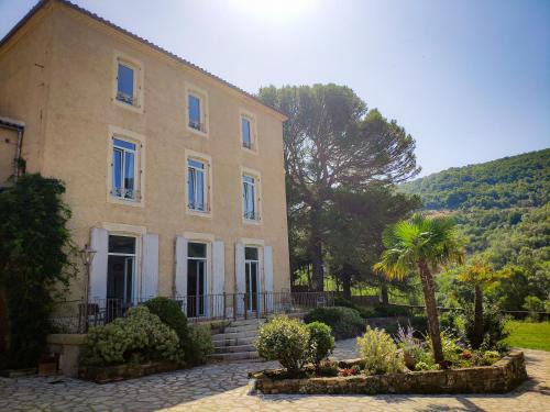 Le Cèdre de Prades 4 étoiles Logement entier Parc Naturel Haut Languedoc - Salagou