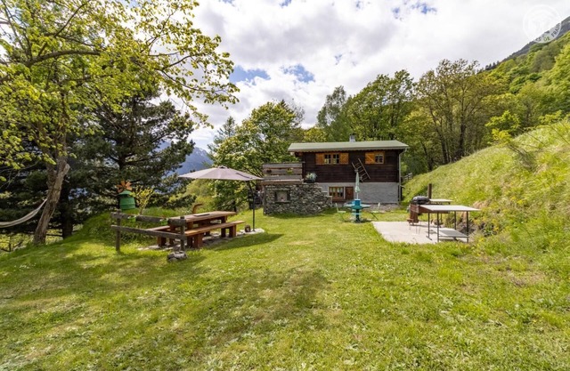 LE CHALET DES DEUX AROLLES
