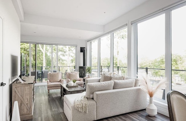 Le Cliff Cabin & Spa Farmhouse - 15 min to Tremblant