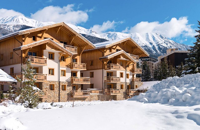 Le Hameau du Rocher Blanc by Interhome