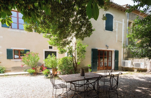 Le Mas du Chateau in Provence, a charming 18th century residence