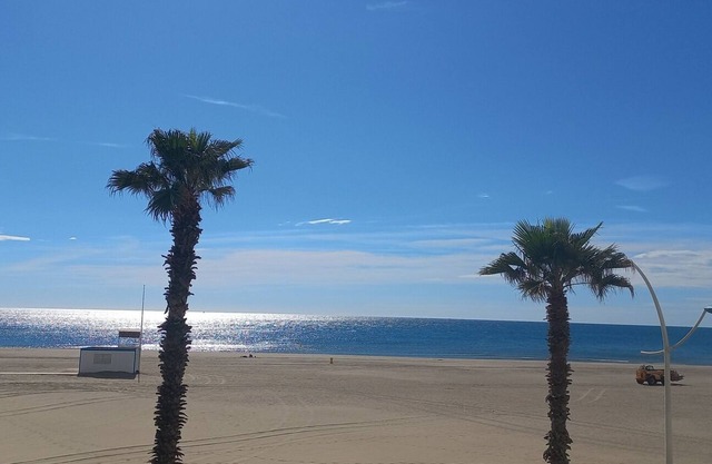Le Miroir -Appt 4 pers Clim, Parking, Beach