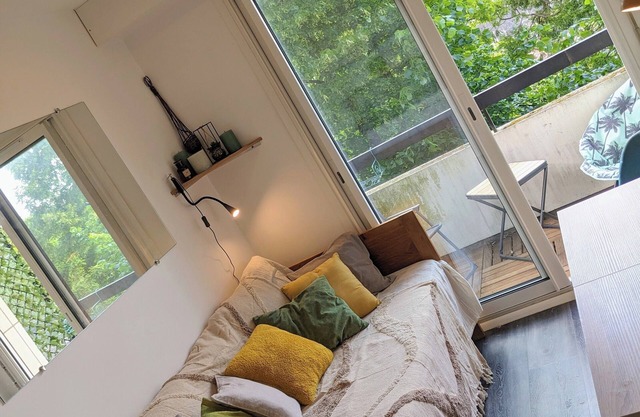 Le Nichoir - Charming, light-filled studio in the heart of the historic city center
