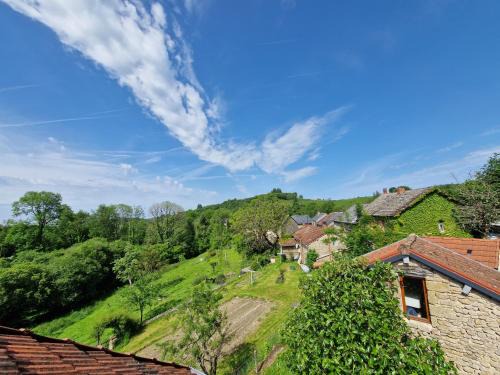 Le paradis caché du Limousin Gite Camino 4 pers