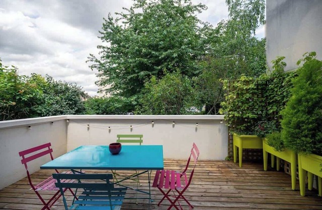 Le Picasso - Metro 5, terrasse, tres calme