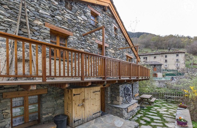 LE Rocher Renod - St-andre
