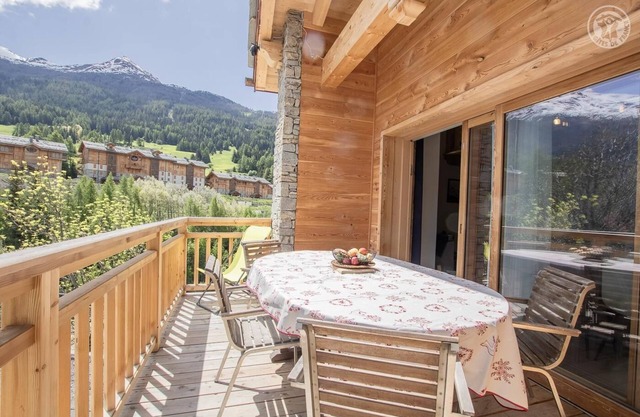 LE VIEUX MOULIN - LA PARRACHEE