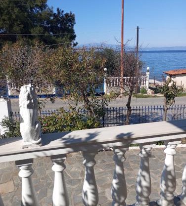 Leon mare villa