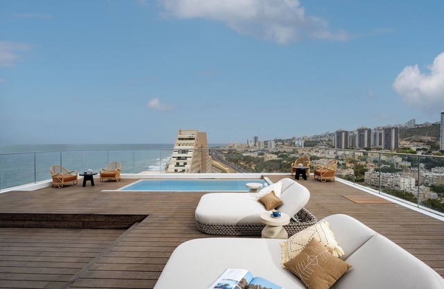 Leonardo Plaza Haifa