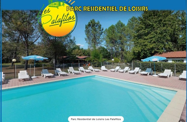 Les Palafitos