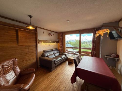 Les Saisies - 2 pièces cabine pour 5 pers, animaux tolérés, tout équipé - FR-1-293-119