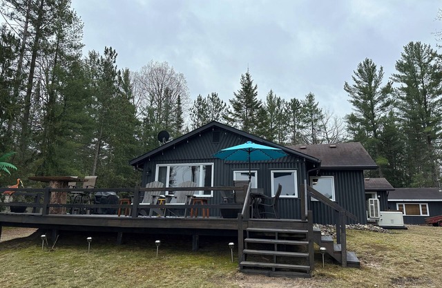 LEWISTON YEAR ROUND HOME ON TEE LAKE WITH SANDY BEACH