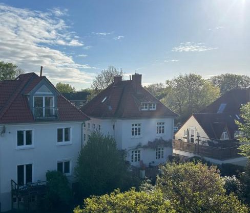 Lichtdurchflutete Dachgeschosswohnung in Uninähe