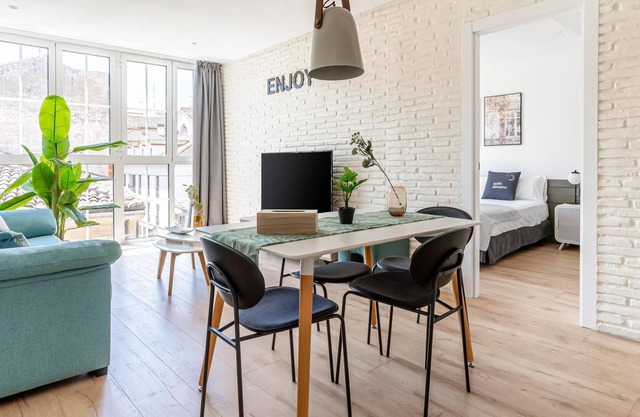 limehome Haro | One-Bedroom Apartment