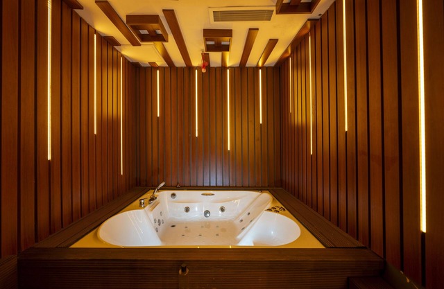 Litros Hotel & Spa