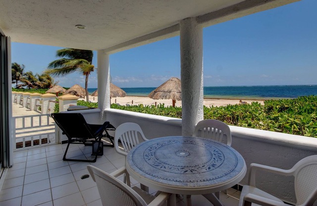 Little White House is a stand alone house located within the Casita Blanca condo complex.