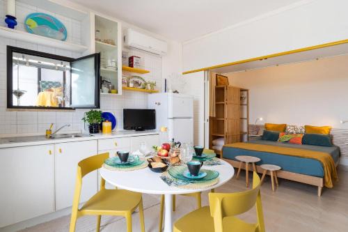 Lo Scorcio Sul Mare by BarbarHouse