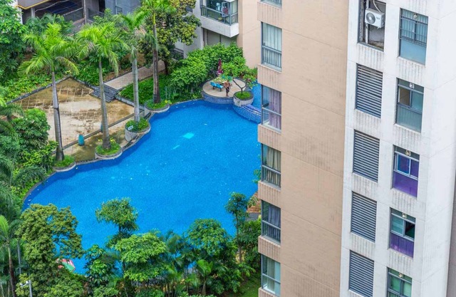 Locals Boutique Apartment Huafa Plaza 30