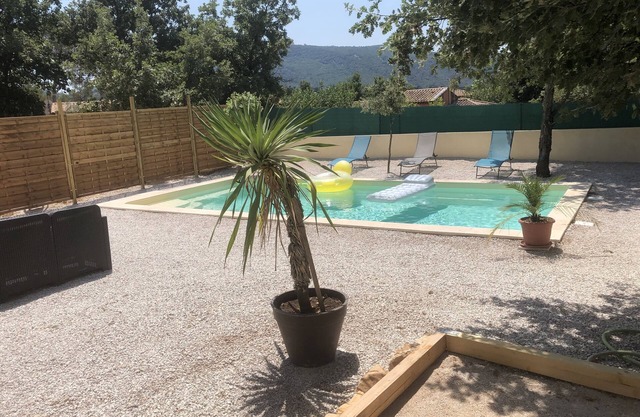 Location Saisonnière Avec Piscine
