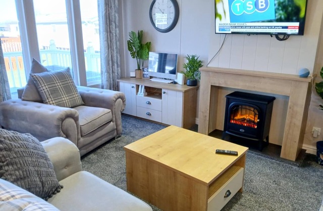 Lodge, 2 bedrooms, Wifi, Pet Friendly at Southview in Skegness
