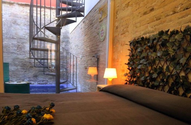 Loft independiente con Piscina compartida en Centro de Valencia