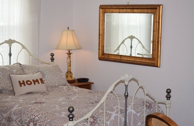 Loft Mckinney is an upstairs studio efficiency apartment seven blocks from