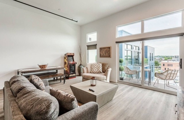 Loft Penthouse 2 Balcony Arcade 2 Bed Pool and Gym