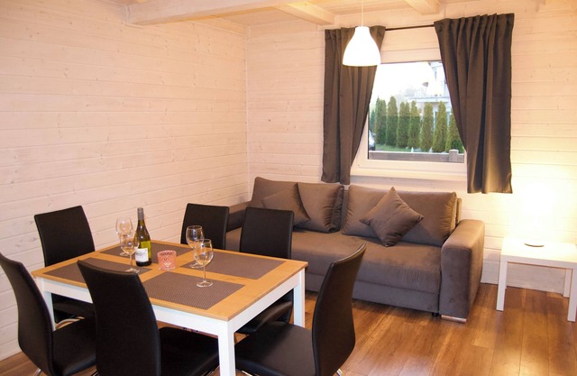 Log cabin Aurora for family vacation in Dziwnowek 10min. walk to the Baltic Sea