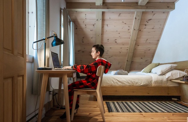 Log Home ♥ Intimacy ✦ Natural Lake Access ☼