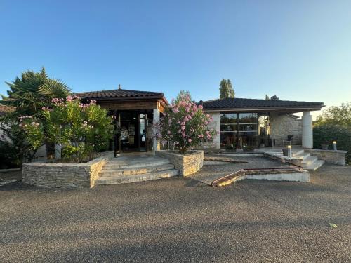 Logis Hotel La Bergerie Hôtel 3 étoiles Restaurant savoureux